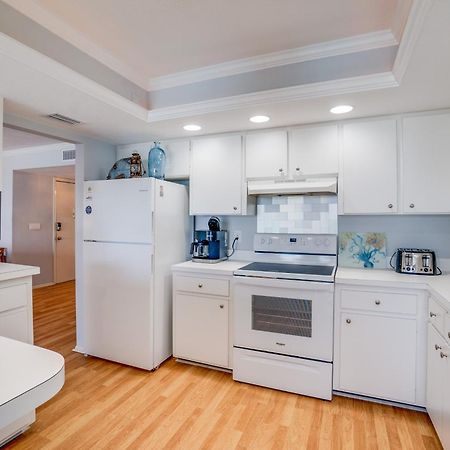 Beach Front Condo Sea View Play At Gulf Place Holmes Beach Exteriör bild
