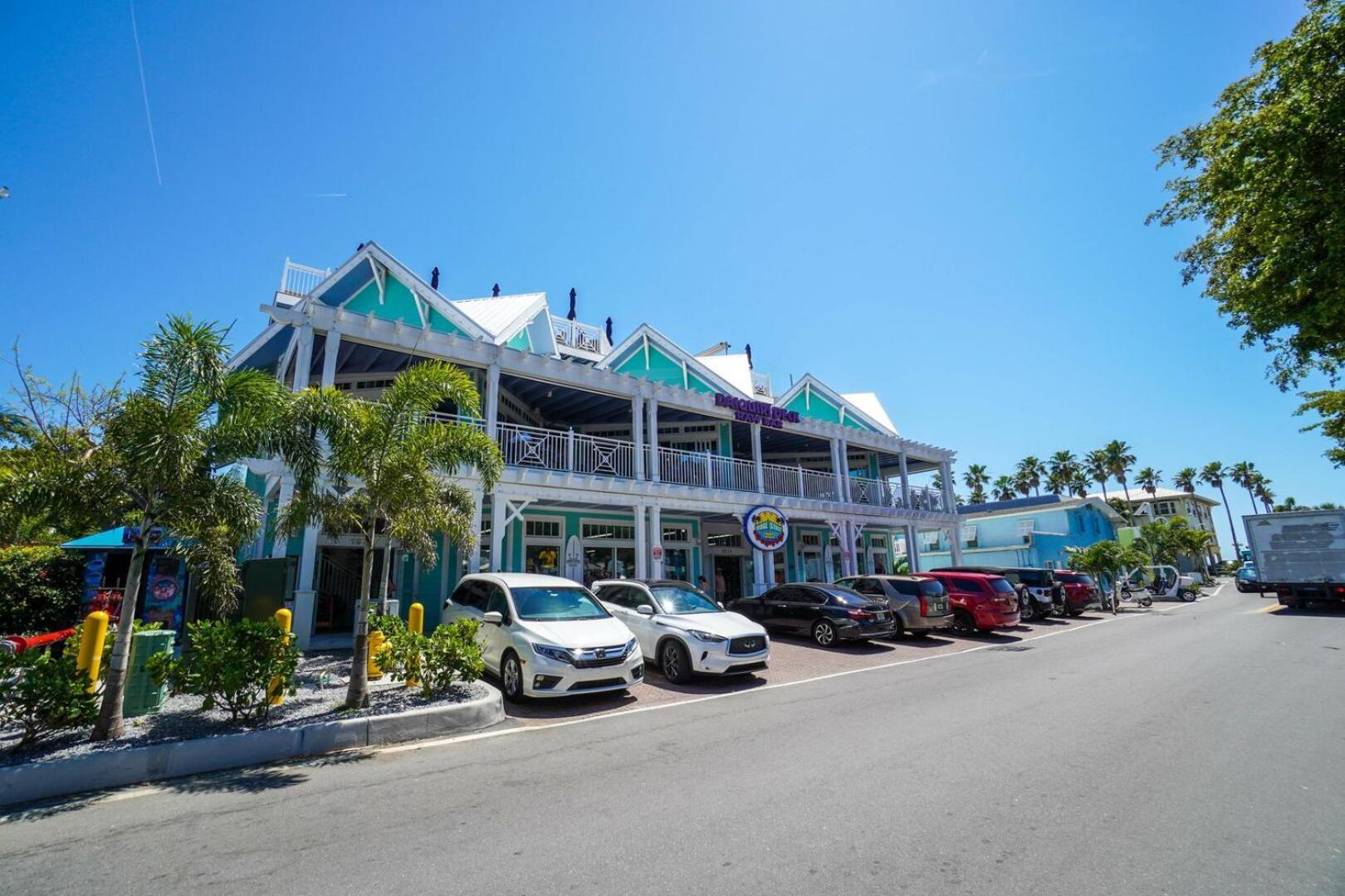 Beach Front Condo Sea View Play At Gulf Place Holmes Beach Exteriör bild