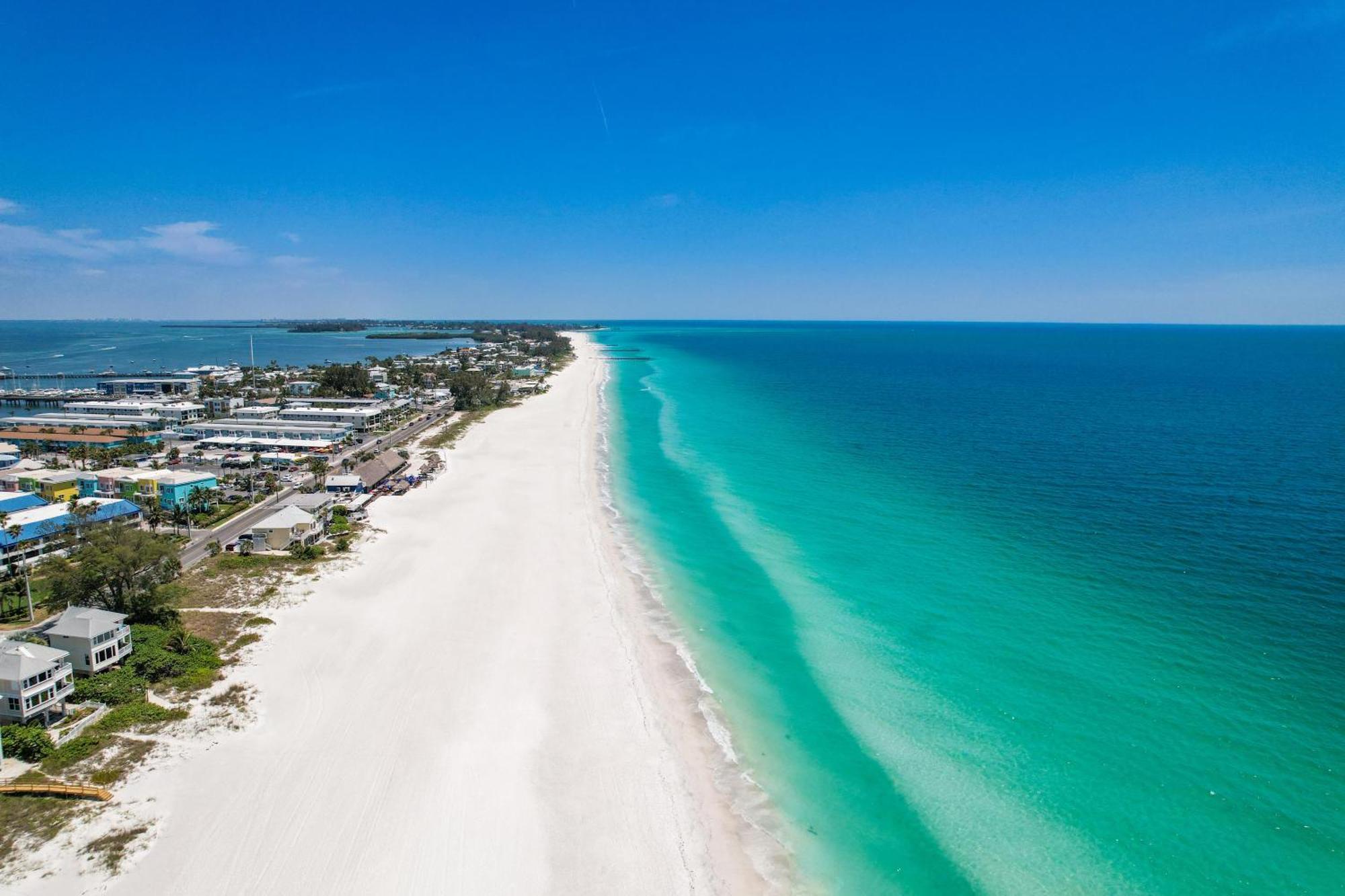 Beach Front Condo Sea View Play At Gulf Place Holmes Beach Exteriör bild